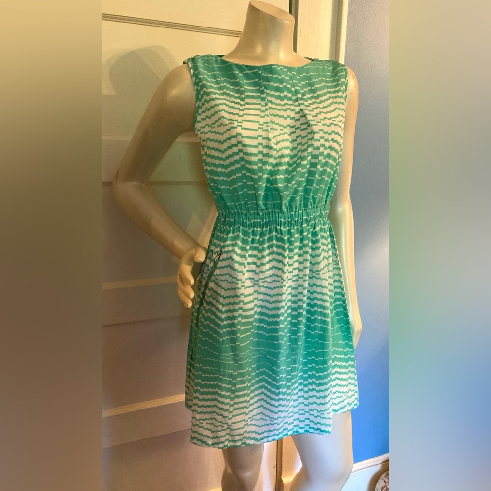 🍨Mint Green and White Feathers Sundress, Size Medium